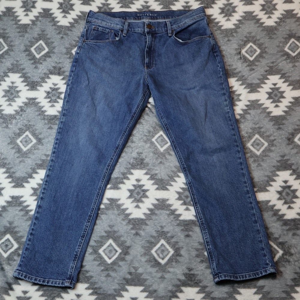 Mott & Bow Boyfriend Jeans Blue Medium Wash Denim 32x28 Stretch Relaxed Fit